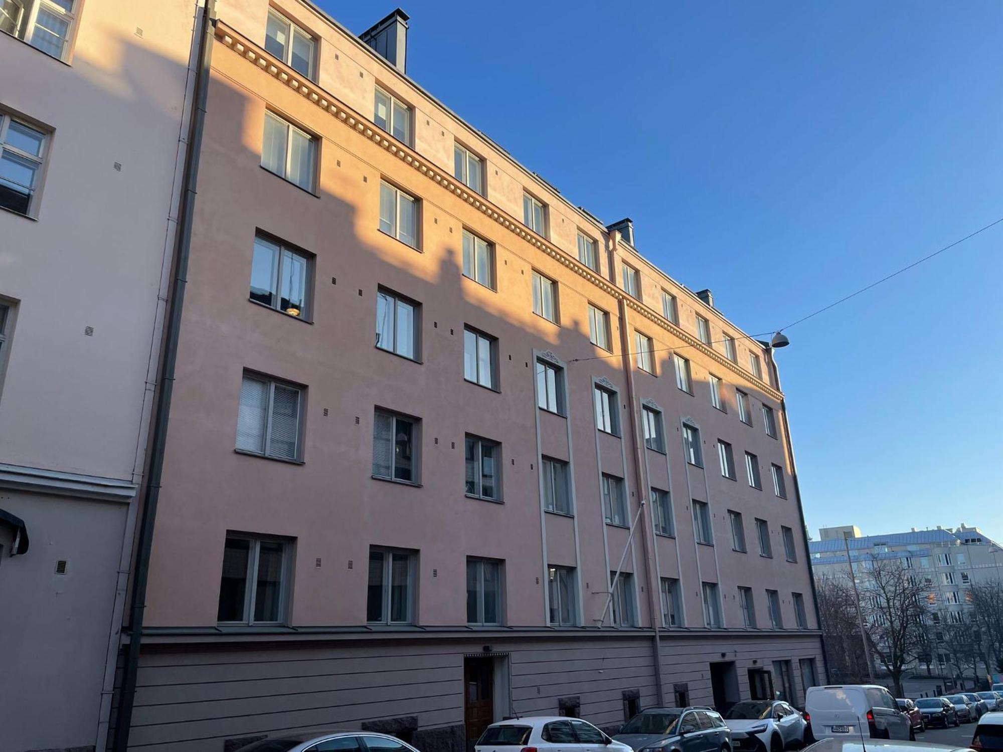 Huoneisto Luxury 2bdr In Center With Free Parking