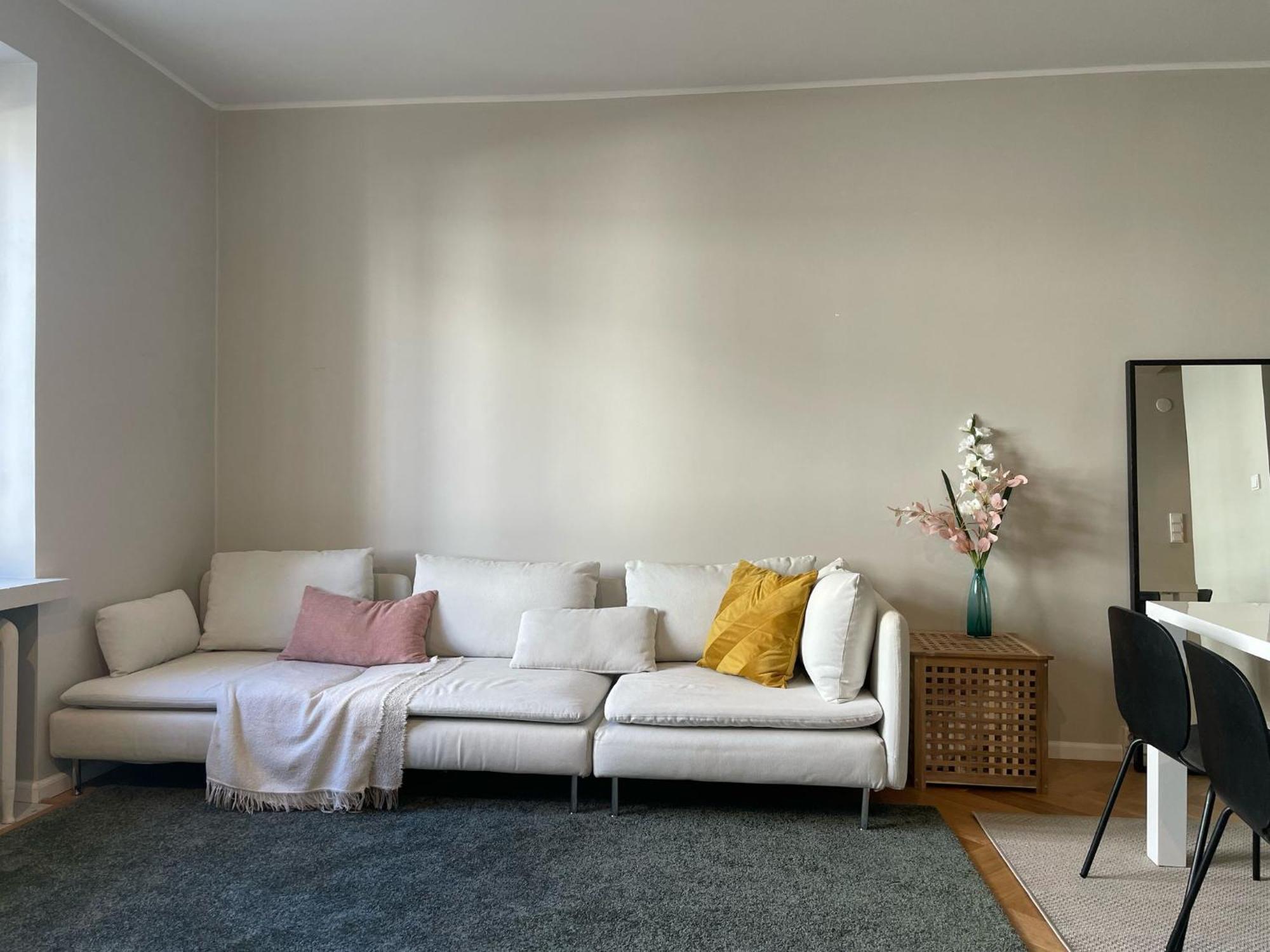 Luxury 2bdr In Center With Free Parking