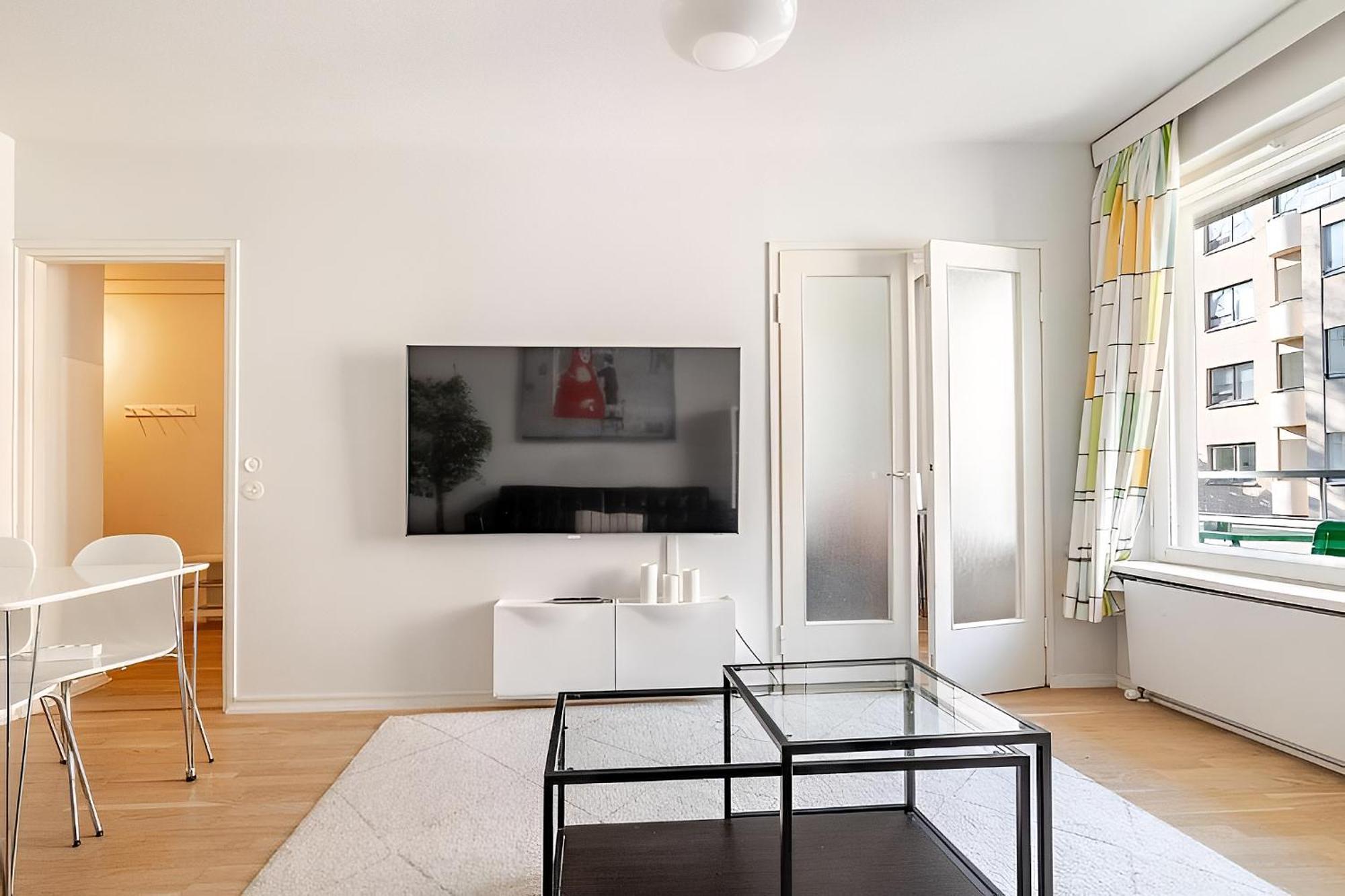 Huoneisto In Design District - Keybox Check-in, Balcony, Netflix *