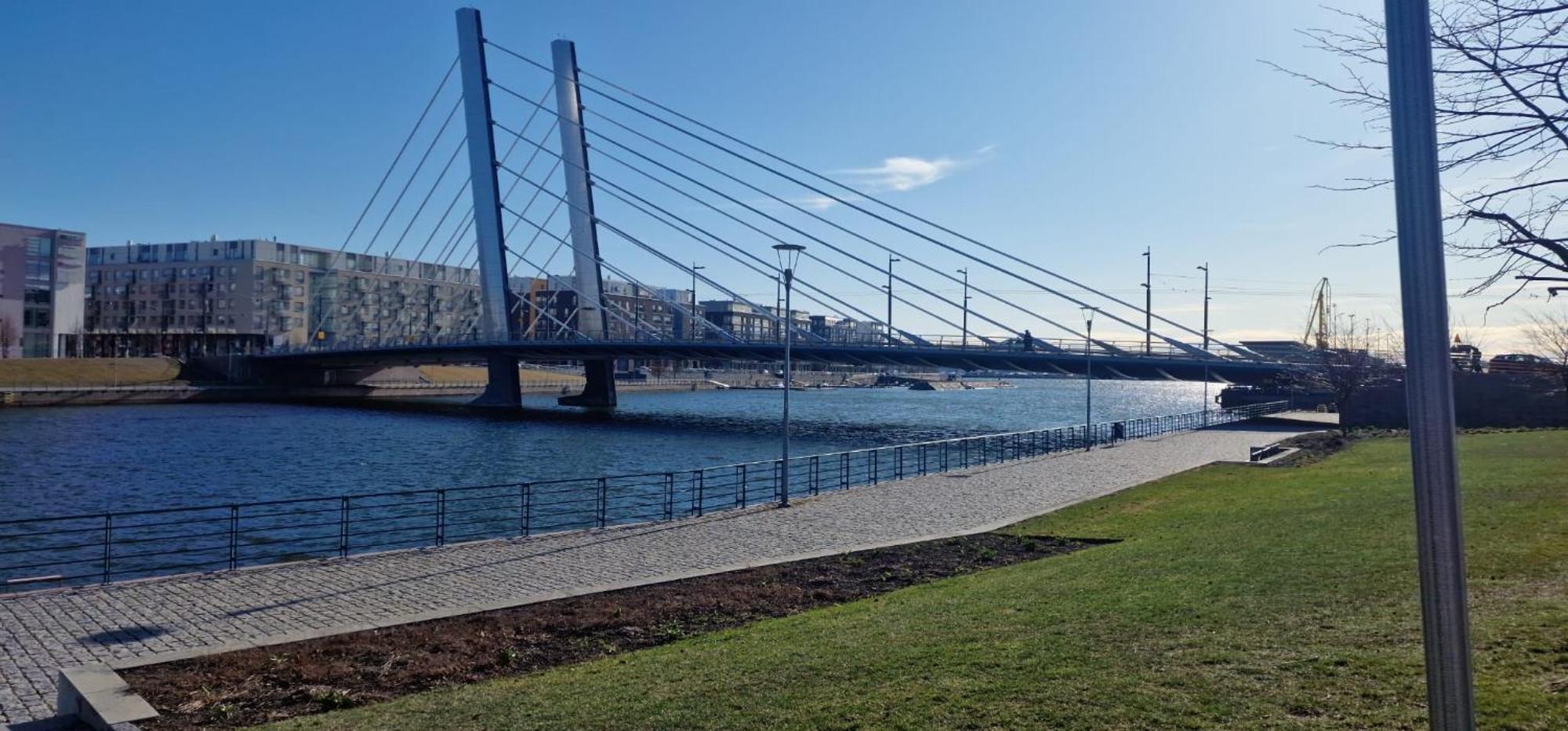 Modern & Cozy In Huoneisto Helsinki