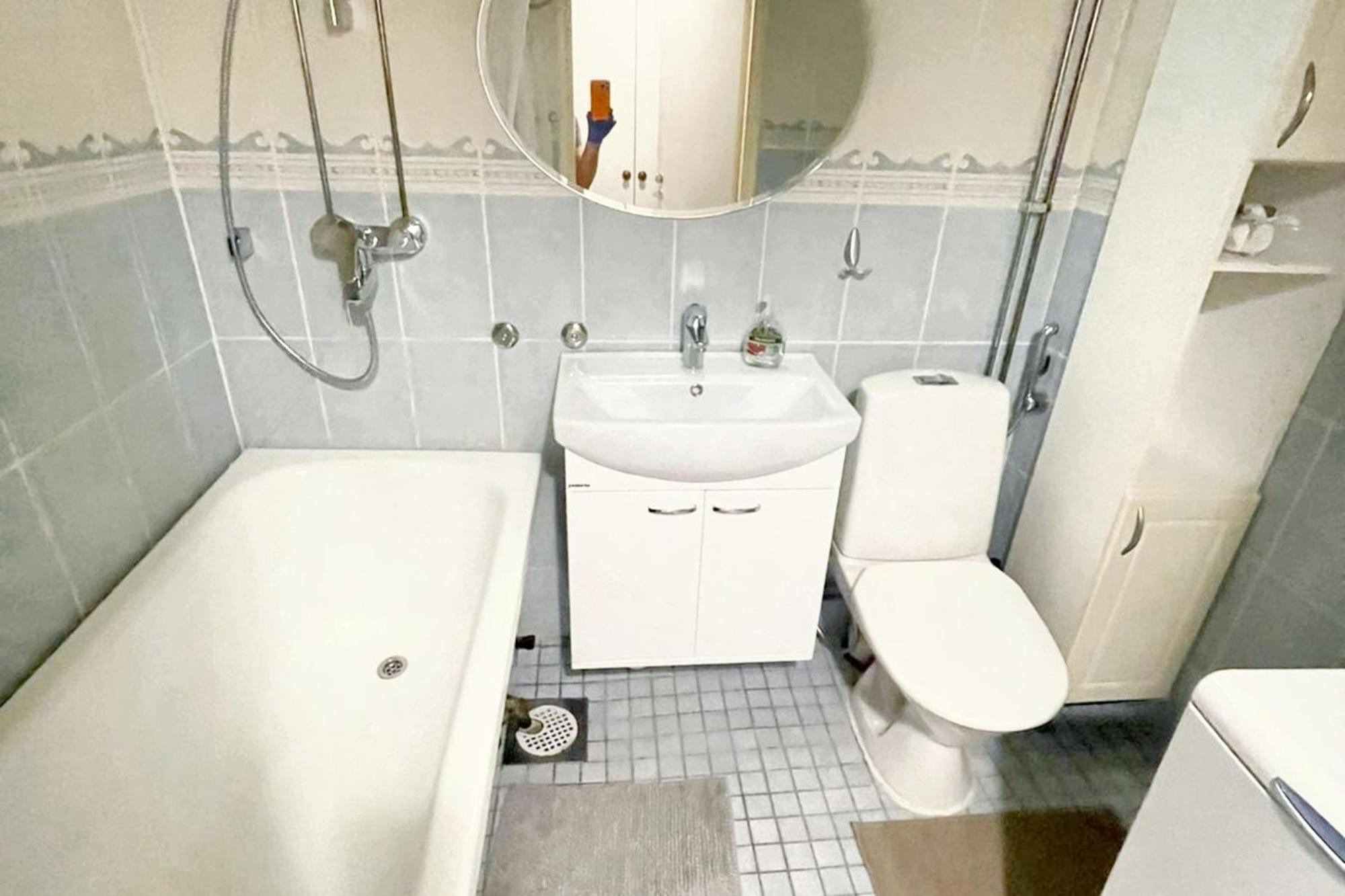 Comfortable In The Heart Of 42 Sqm Pool View Huoneisto Helsinki