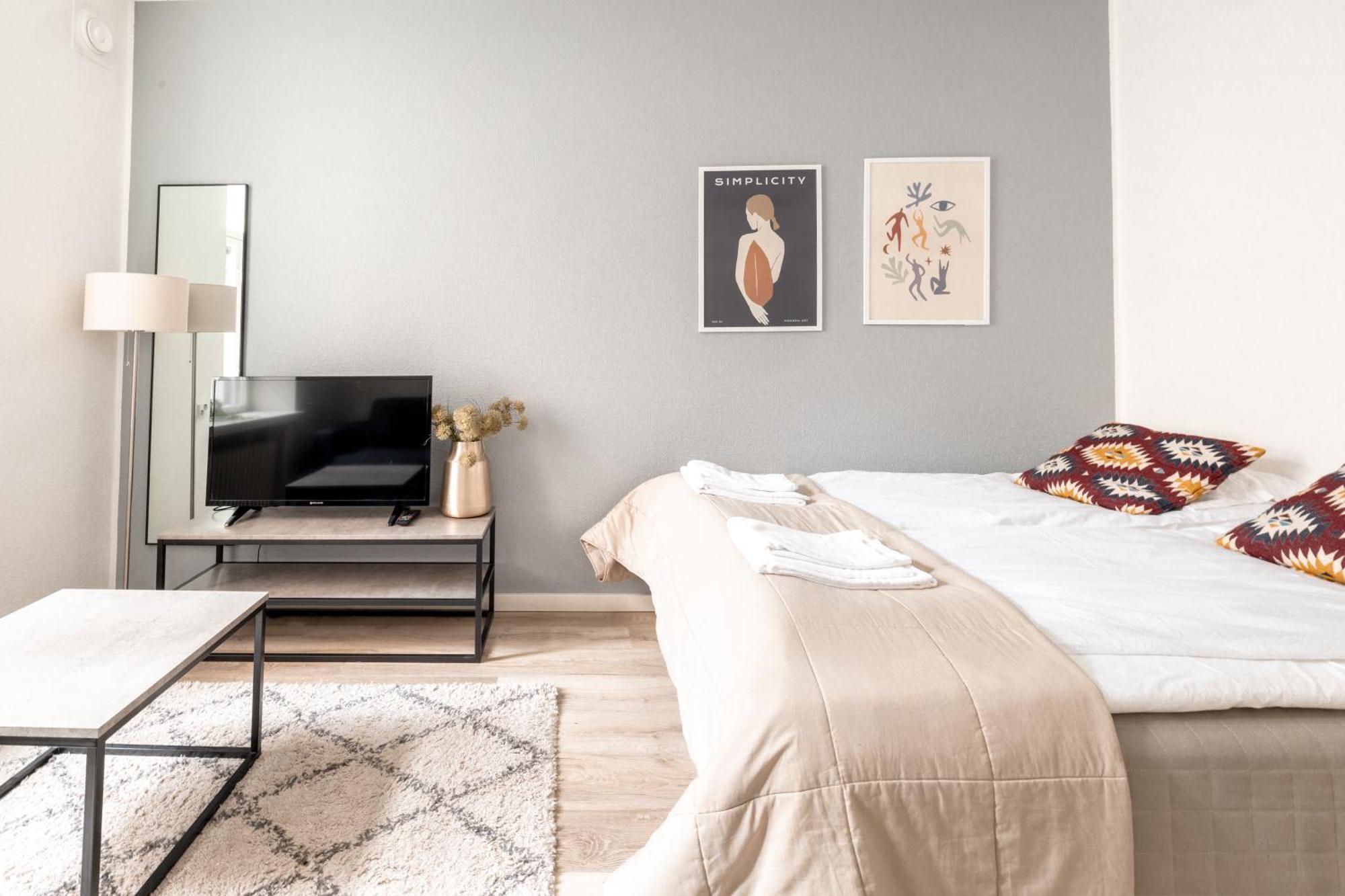 Cozy Courtyard With Location In Kamppi *