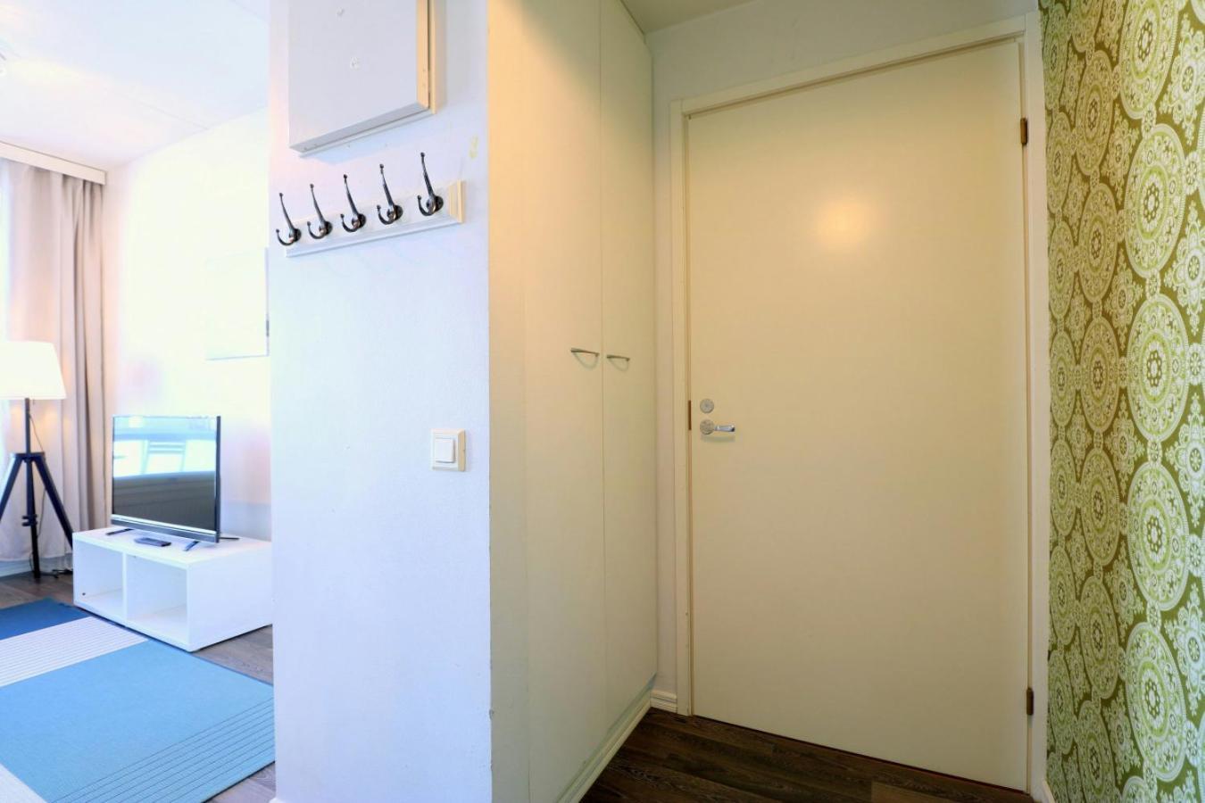 Huoneisto Convenient For 2 With Sauna In Vuosaari Helsinki