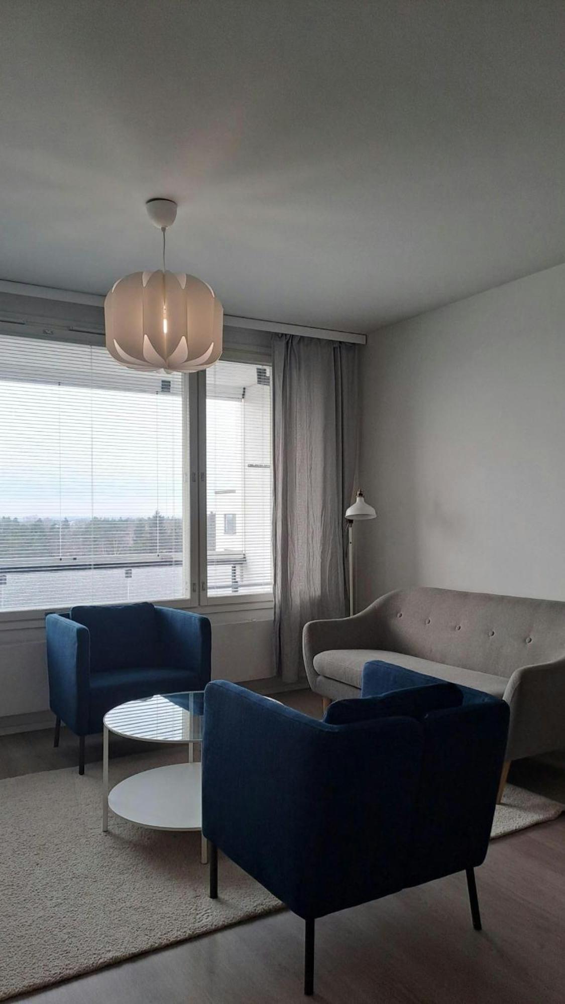 Huoneisto Spacious For 6