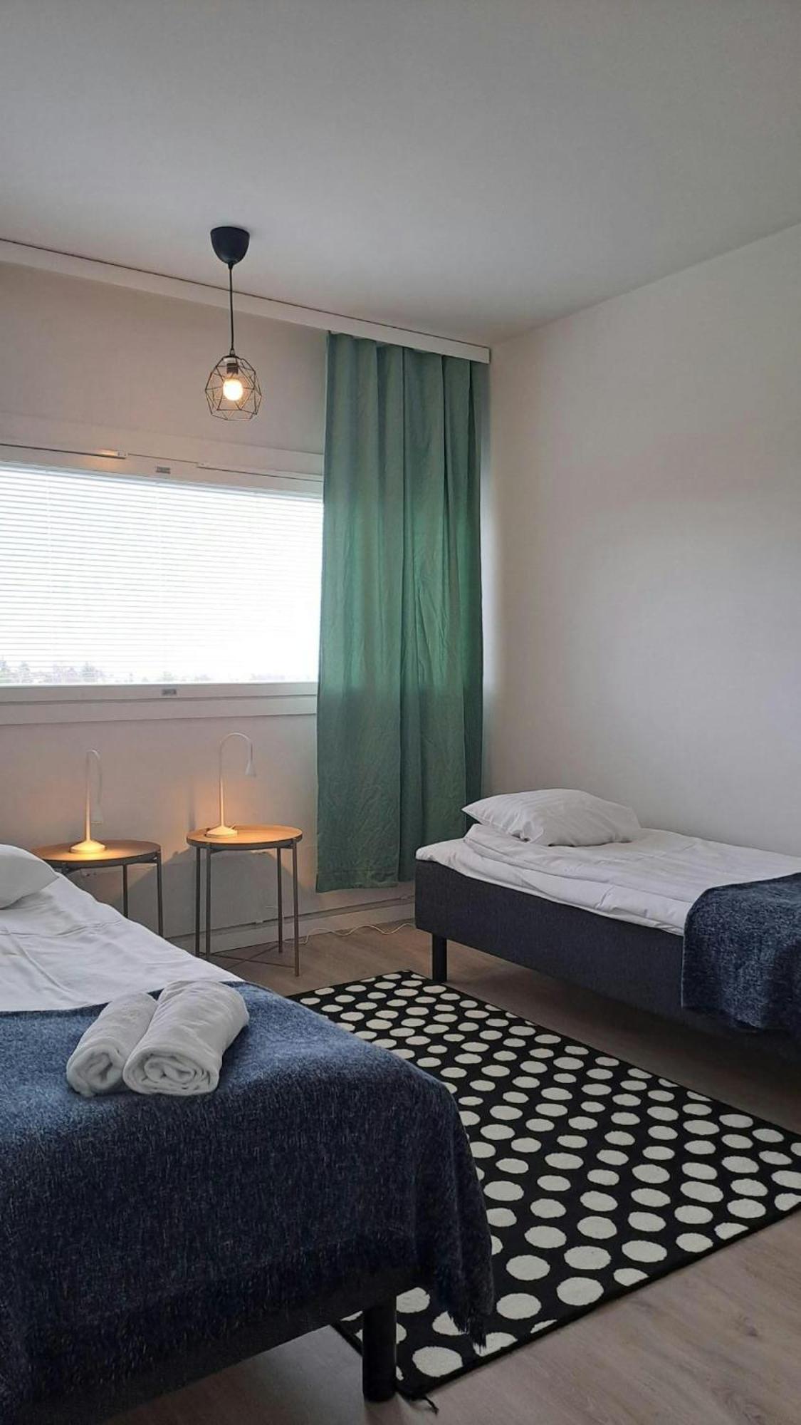 Huoneisto Spacious For 6 *