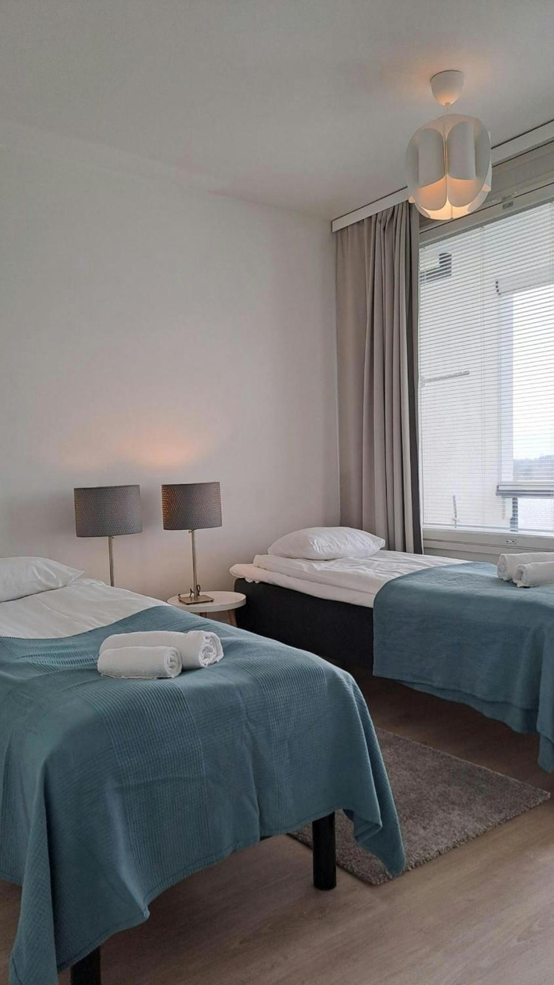 Huoneisto Spacious For 6 *