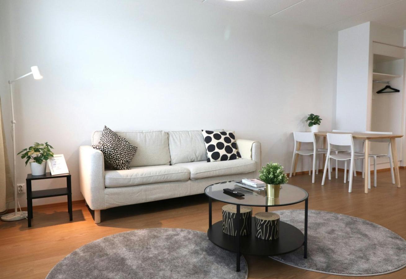 Spacious For 4 With Sauna Huoneisto *