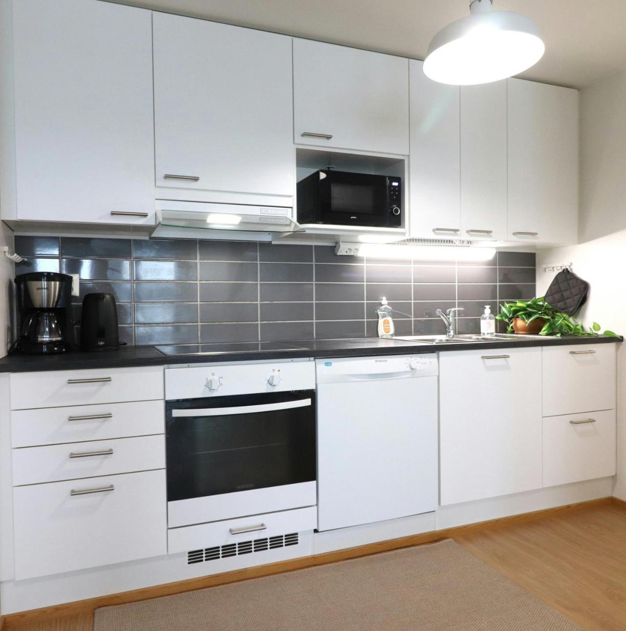 Spacious For 4 With Sauna Huoneisto Helsinki