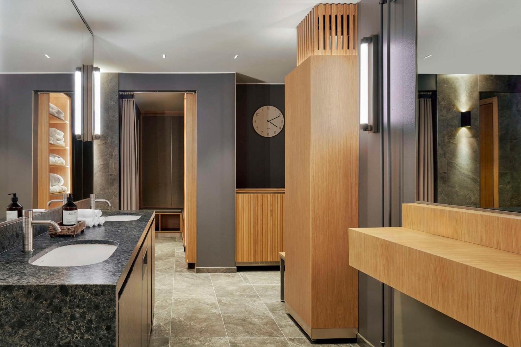 Nh Collection Grand Hansa Hotelli 5*