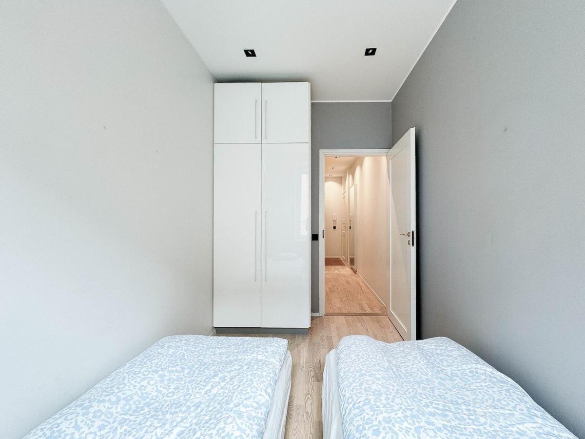 Modern 2br Downtown, Private Sauna, Workspace * Helsinki