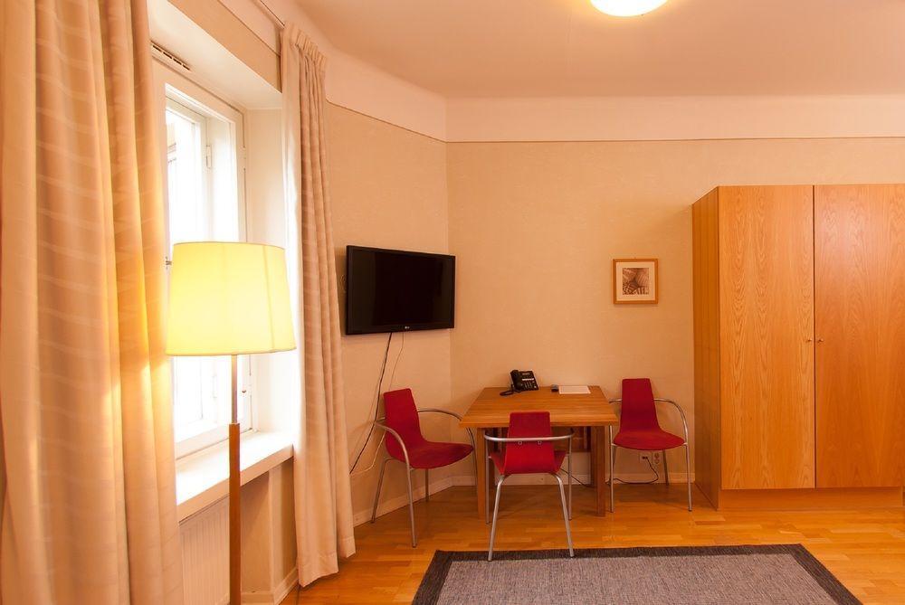 Hellsten Parliament Huoneistohotelli 3*