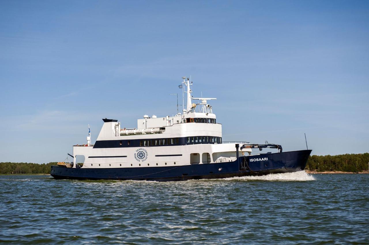 Boat Isosaari Hotelli 2*