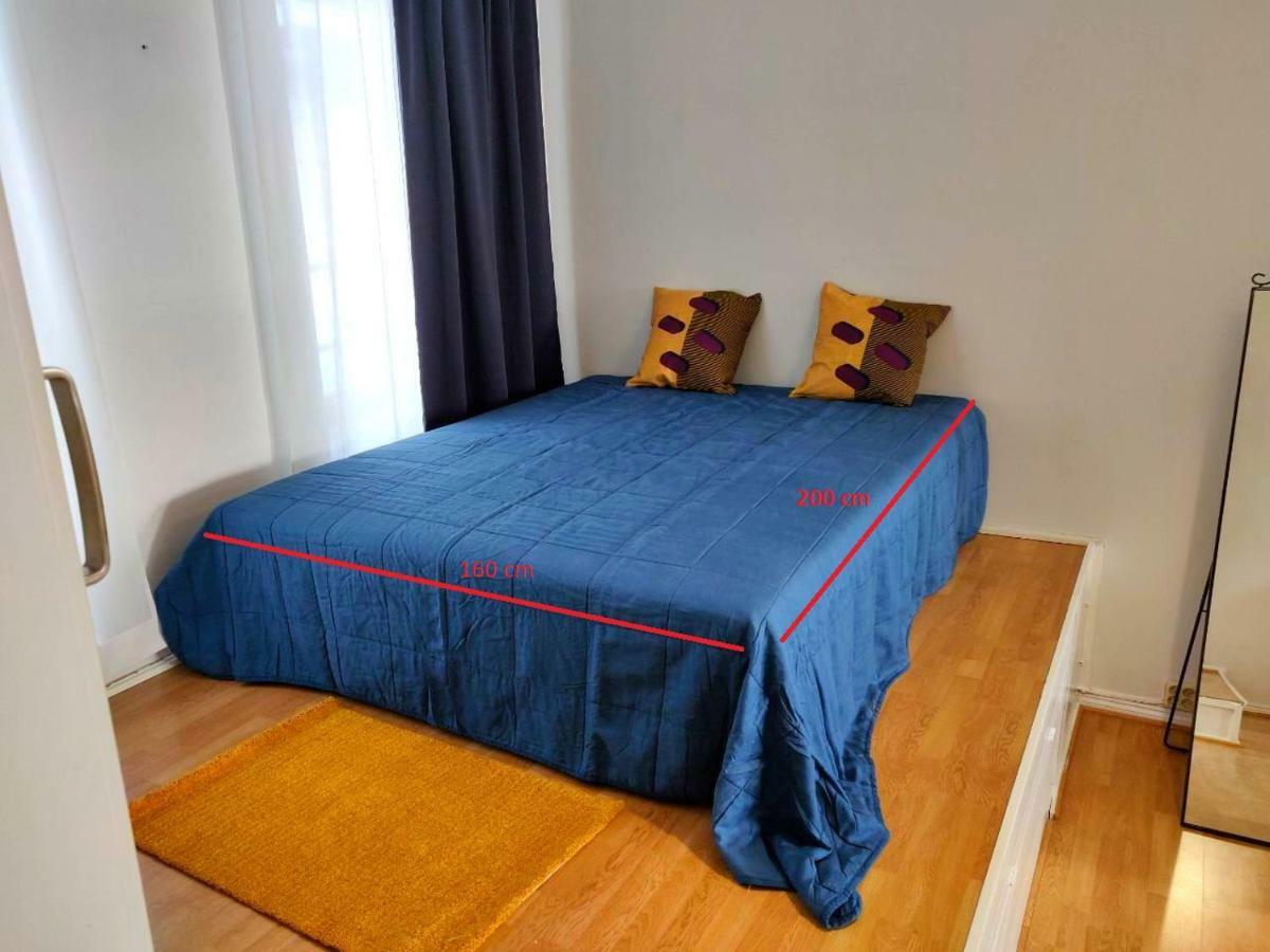 Spacious 44m2 Studio In City Center Huoneisto