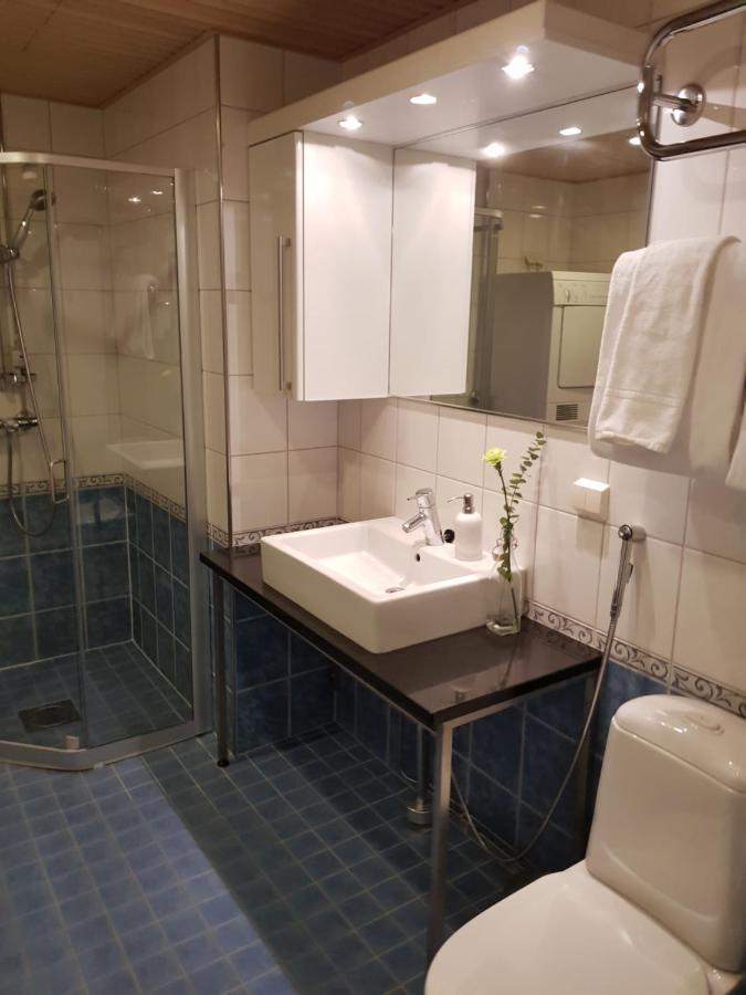 Huoneisto 2ndhomes Deluxe Kamppi Center With Sauna *