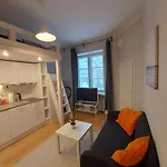 Kotimaailma - Viihtyisae Studio Laehellae Helsingin Keskustaa