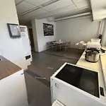 Office House Services 663