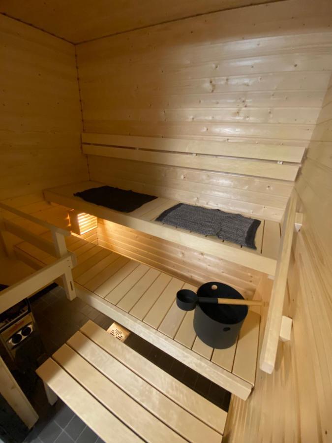 Huoneisto Luxury 1-bedroom With Sauna And Sea View