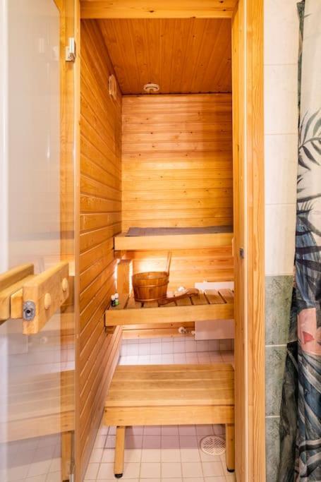 Huoneisto Relaxing By Sea + Sauna + Free Parking Helsinki