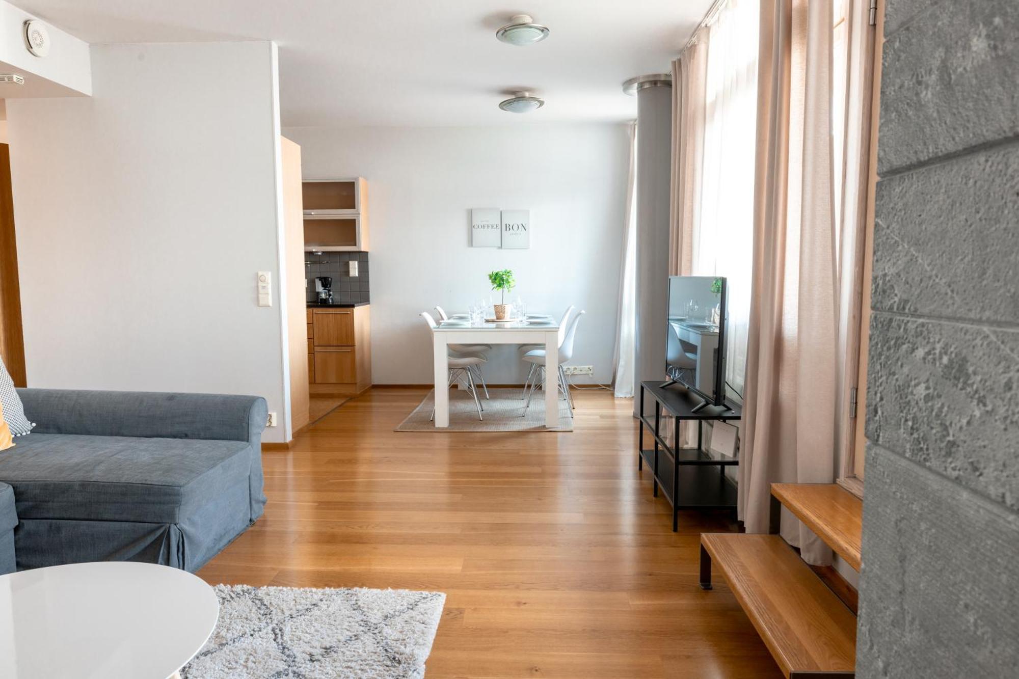 Huoneisto 2ndhomes Luxury 2br With Rooftop Terrace & Sauna In Kamppi Center *