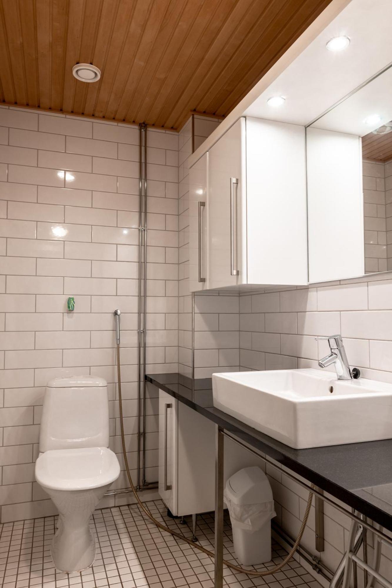 2ndhomes Luxury 2br With Rooftop Terrace & Sauna In Kamppi Center Helsinki
