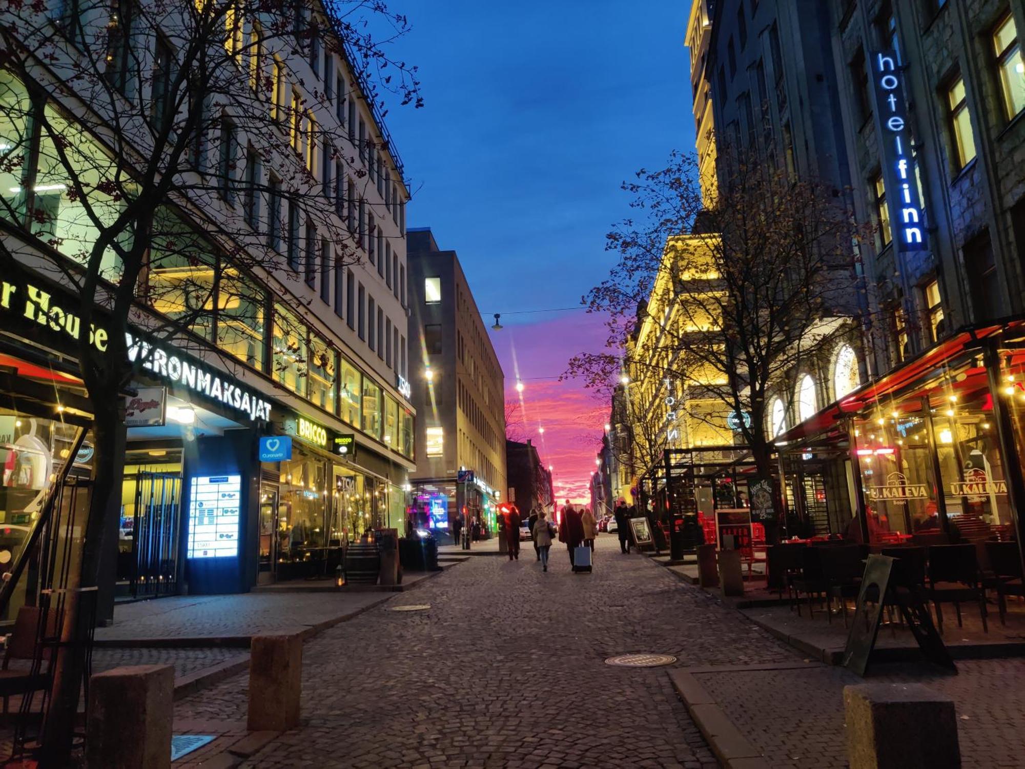 Huoneisto Helsinkistudiocentralstationatyourdoorstep *