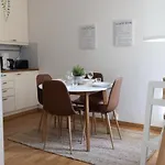2Ndhomes Cozy And Spacious Studio In Idyllic Katajanokka