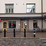 2Ndhomes Charming Central 1Br City Apartment With Great Location