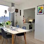Cozy Room In The Shared Apartment