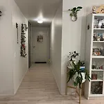 Cozy Room In The Shared Apartment
