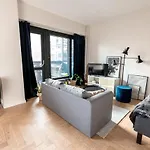2Ndhomes Cozy High-Quality Studio In Kluuvi With Balcony