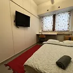 Office House Services 660