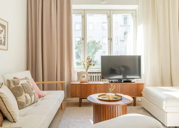 Serene Studio Retreat In Toeoeloe