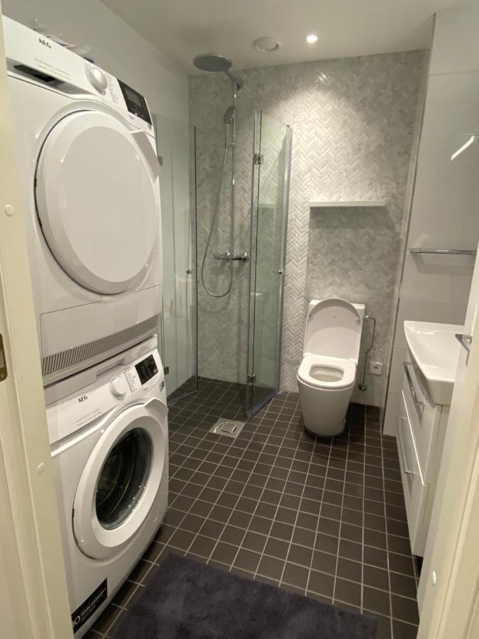 Huoneisto Sky View-27Th Floor Modern Apartment Kids Welcome *