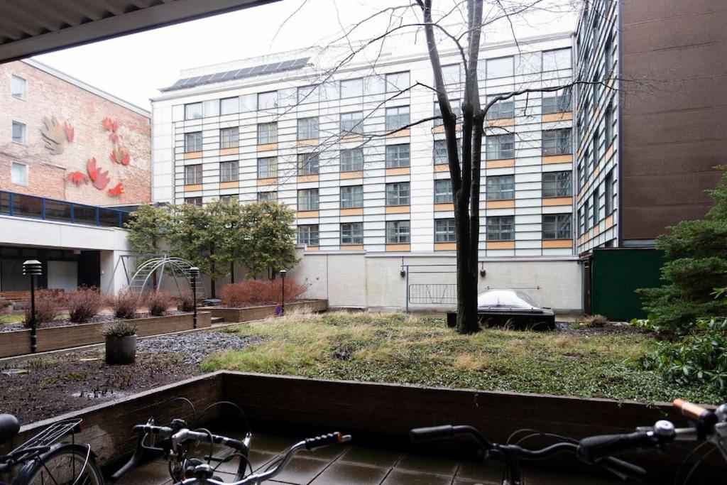 Huoneisto 2ndhomes Cozy High-quality Studio In Kluuvi With Balcony