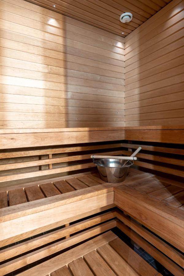 Huoneisto 2ndhomes Center 2br 103 M2 Deluxe With Sauna And Balcony
