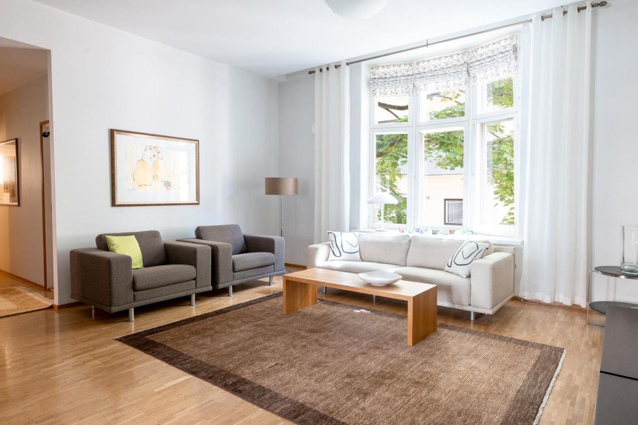 Huoneisto 2ndhomes Center 2br 103 M2 Deluxe With Sauna And Balcony *