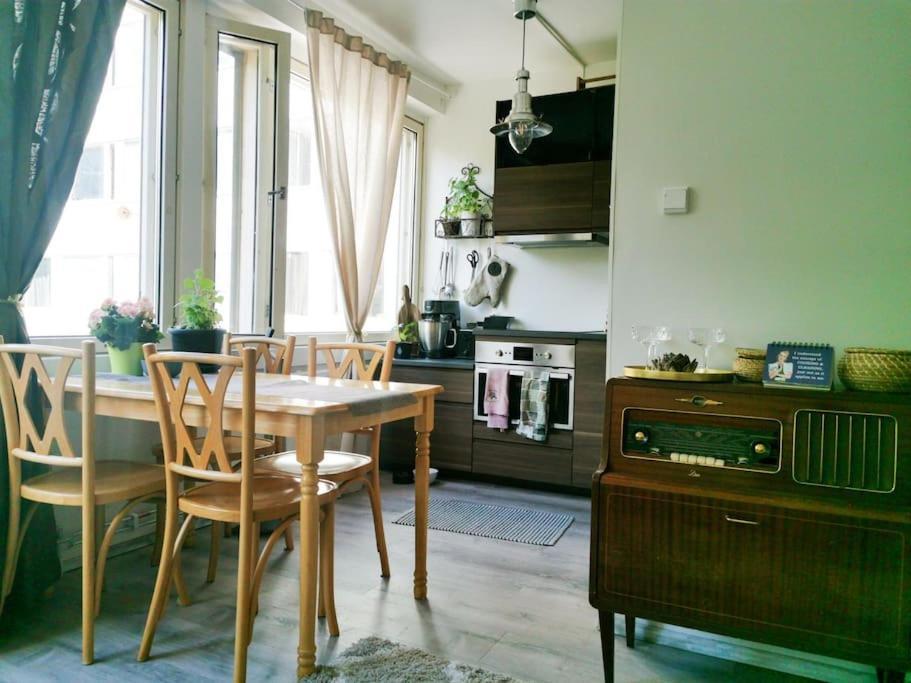 Comfy Boho-studio In Kallio. Huoneisto *
