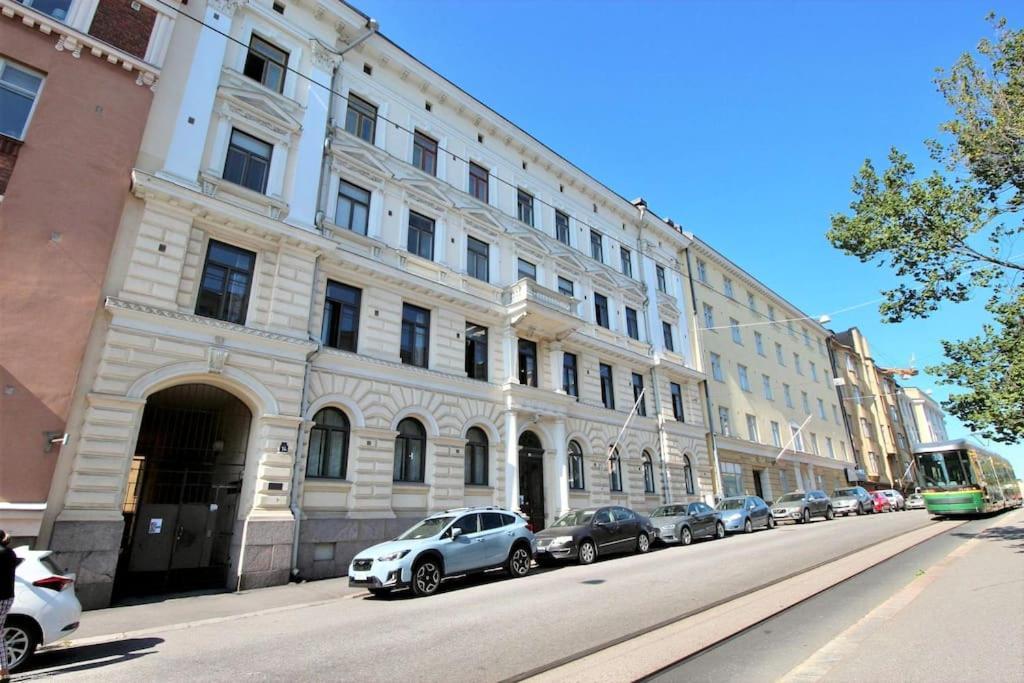 2ndhomes Luxurious 127 M2 3br Top Floor In Historically Valuable Building In City Center Huoneisto *