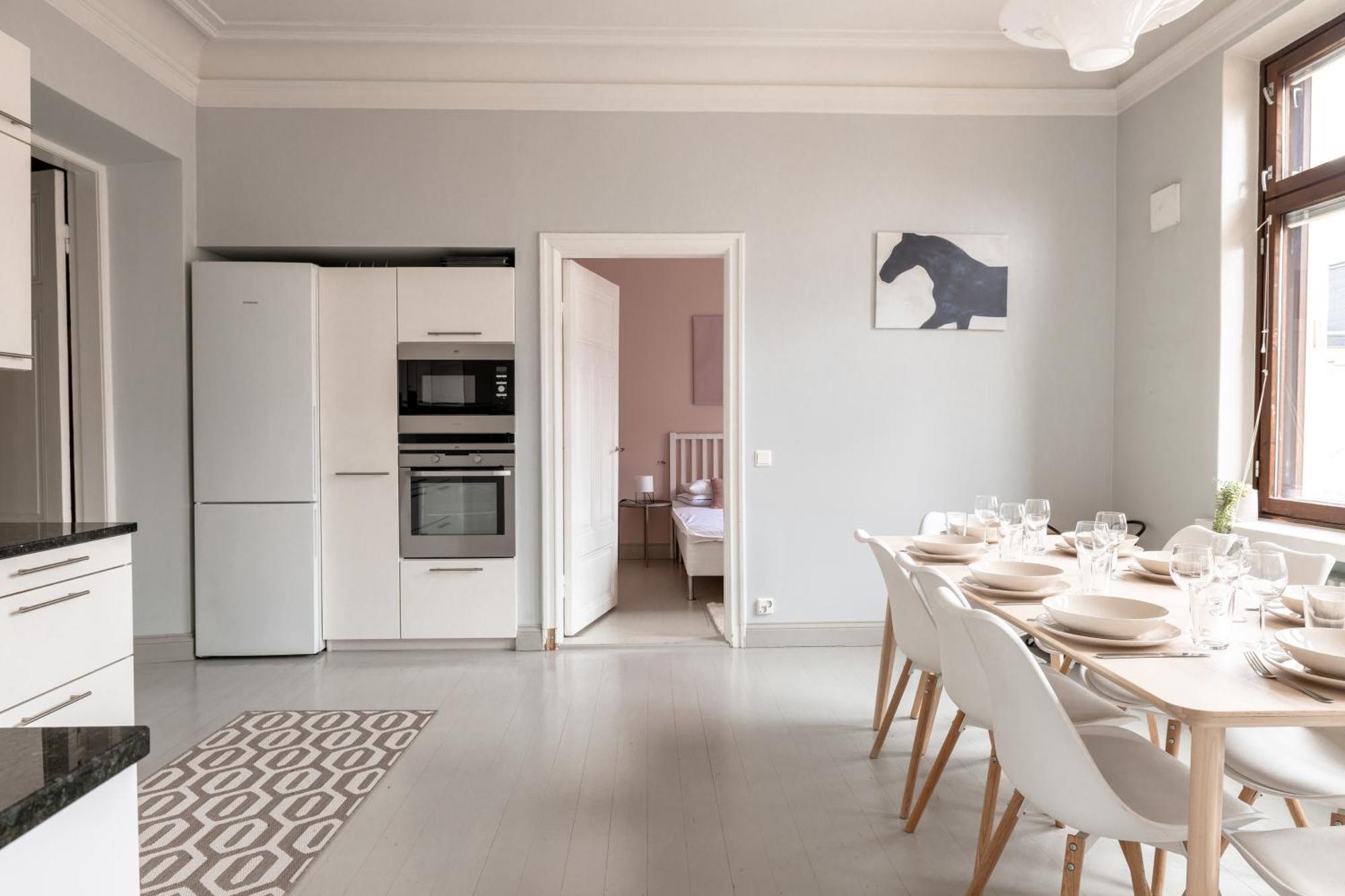 2ndhomes Luxurious 127 M2 3br Top Floor In Historically Valuable Building In City Center * Helsinki