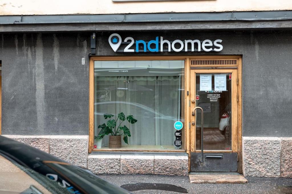 2ndhomes Luxurious 127 M2 3br Top Floor In Historically Valuable Building In City Center Huoneisto