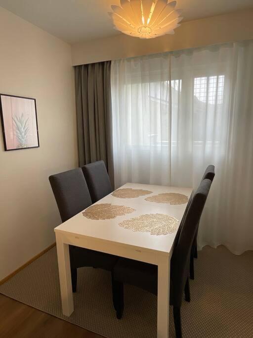 Huoneisto And Spacious