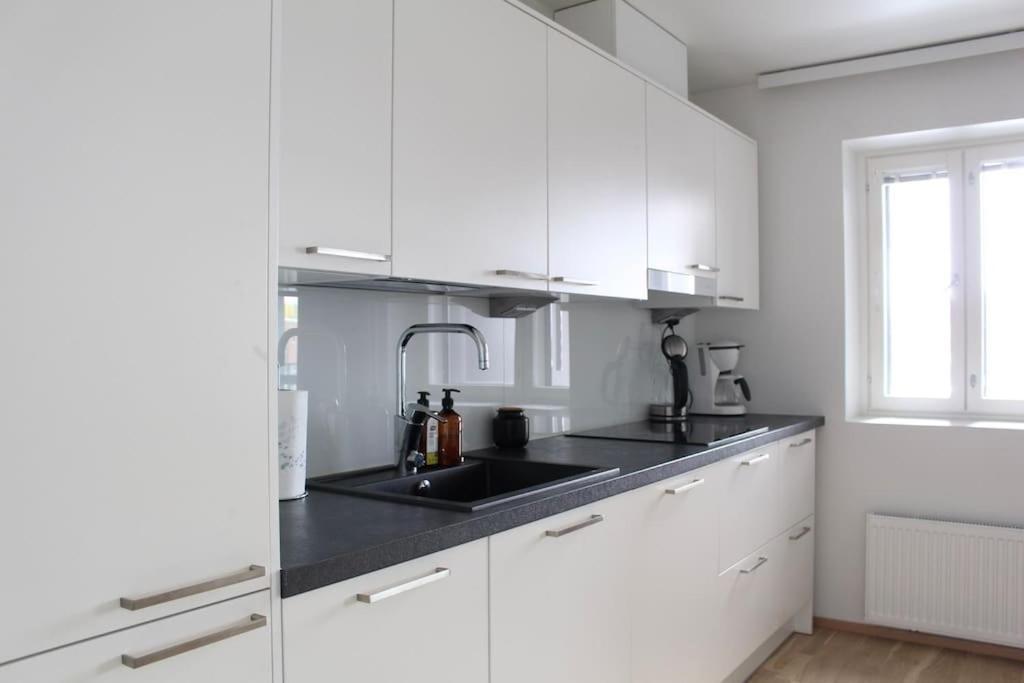 In Konepaja With Private Sauna And A Large Balcony Huoneisto Helsinki